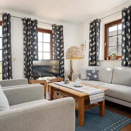App 1 Apartment